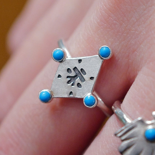 Sliver Totem Band Ring